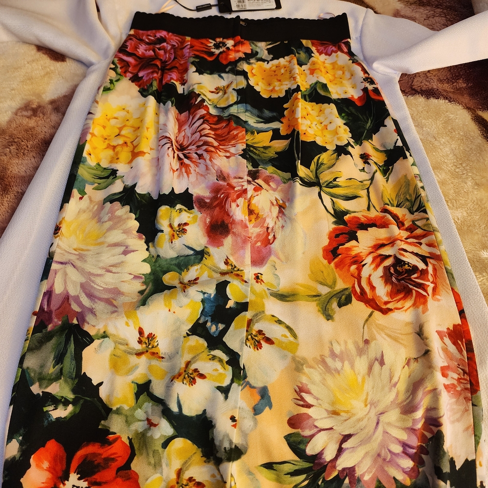 Dolce & Gabbana Floral Pencil Skirt